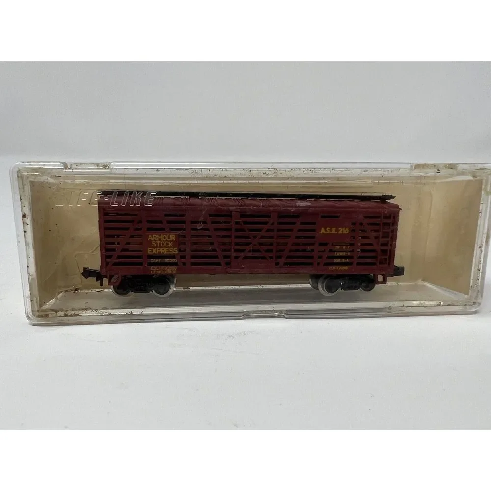 Vintage N Guage Armour Stock Car No Trucks Couplers in Box 7071 - Picture 2 of 3